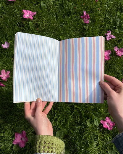 Bold & Bright • Scrapbooking Paper Booklet
